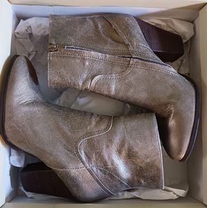 Matisse, Distressed Gold Calf Cowboy Boots, size 8